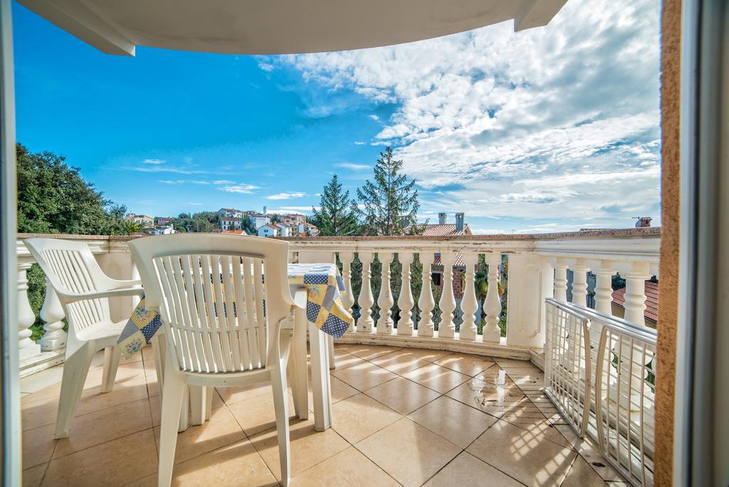 Apartment Canaria Pula