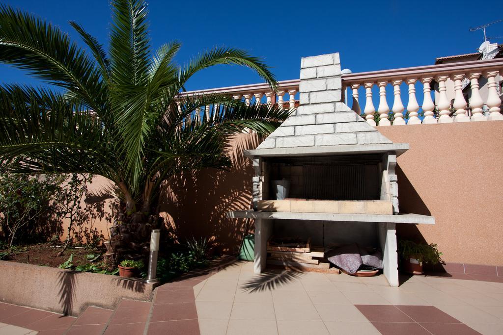 Canaria
