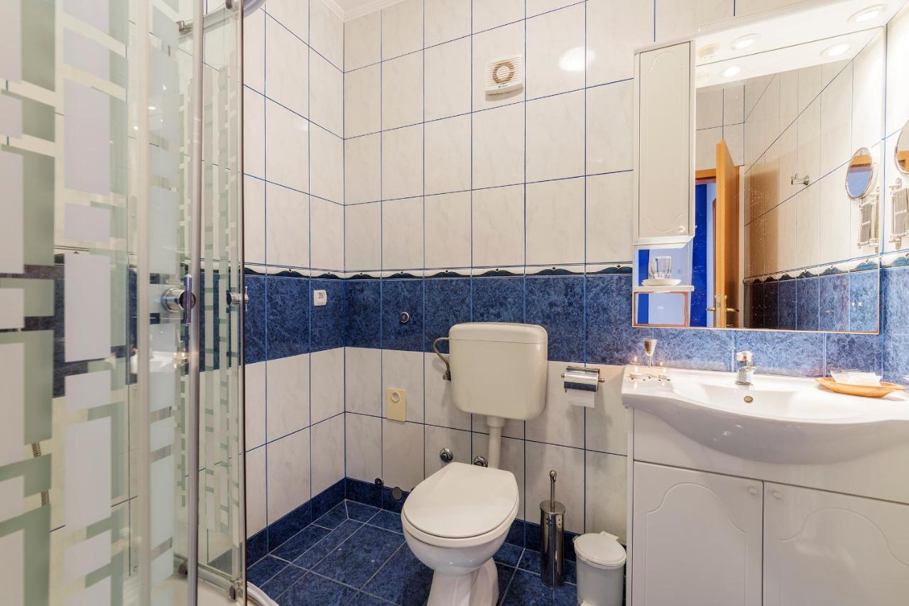 Canaria Apartment *