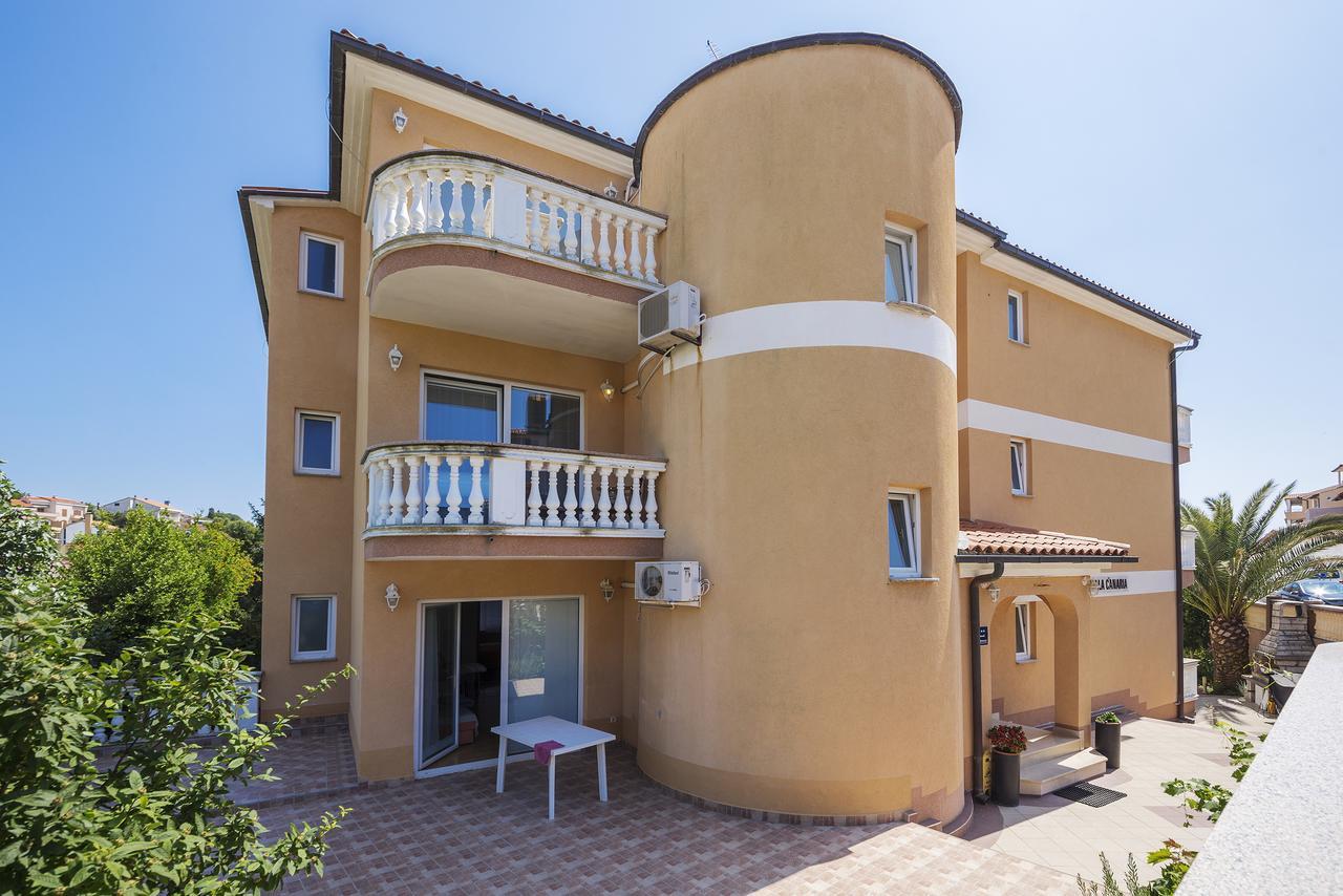 Apartment Canaria Pula