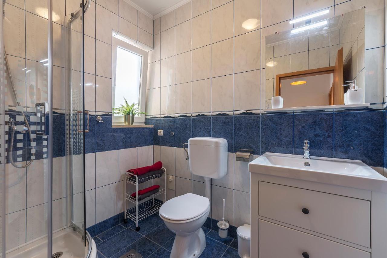 Canaria Apartment *